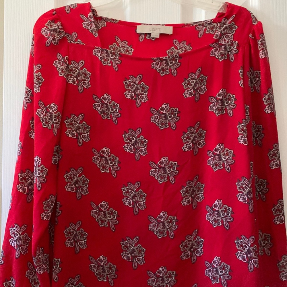 Loft red flower print square neckline blouse